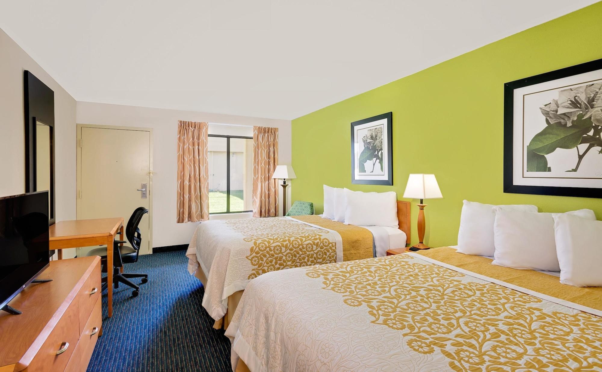 Days Inn By Wyndham Easton Exterior foto