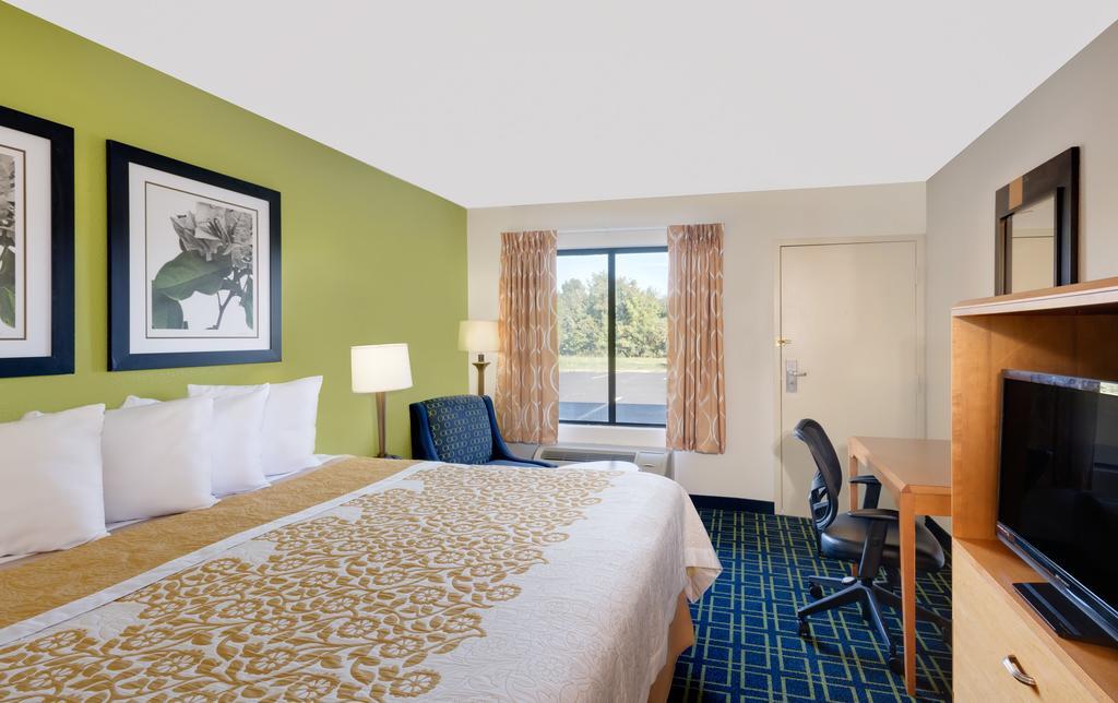 Days Inn By Wyndham Easton Exterior foto